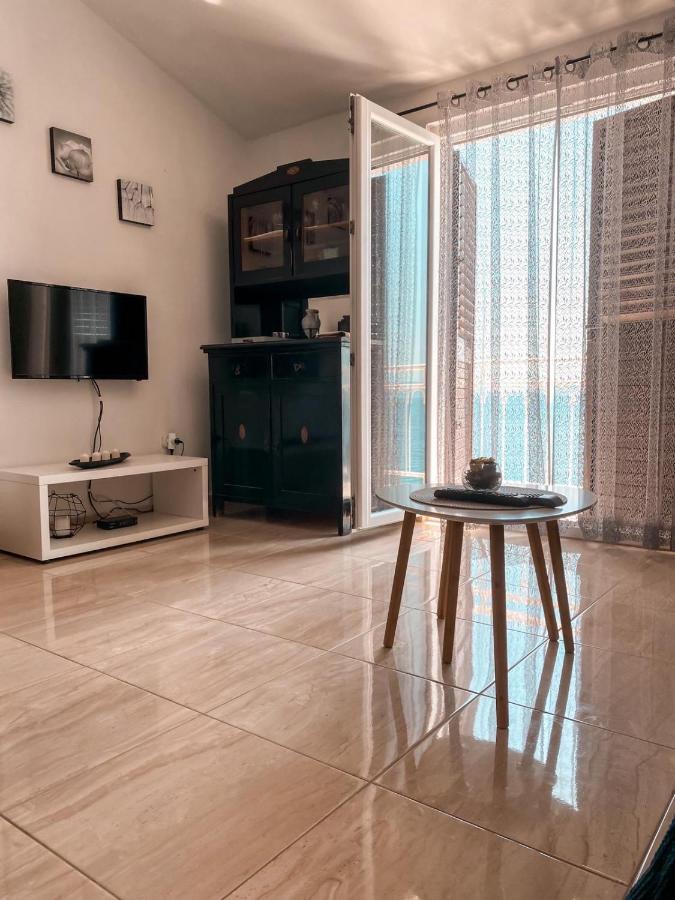 Apartman Gabrijel ポドゥゴラ エクステリア 写真