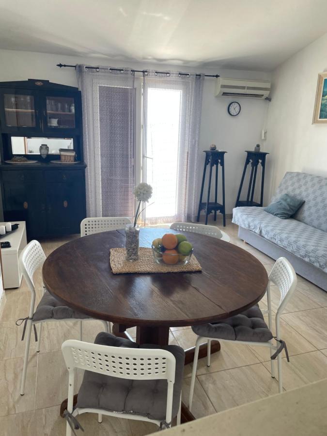 Apartman Gabrijel ポドゥゴラ エクステリア 写真