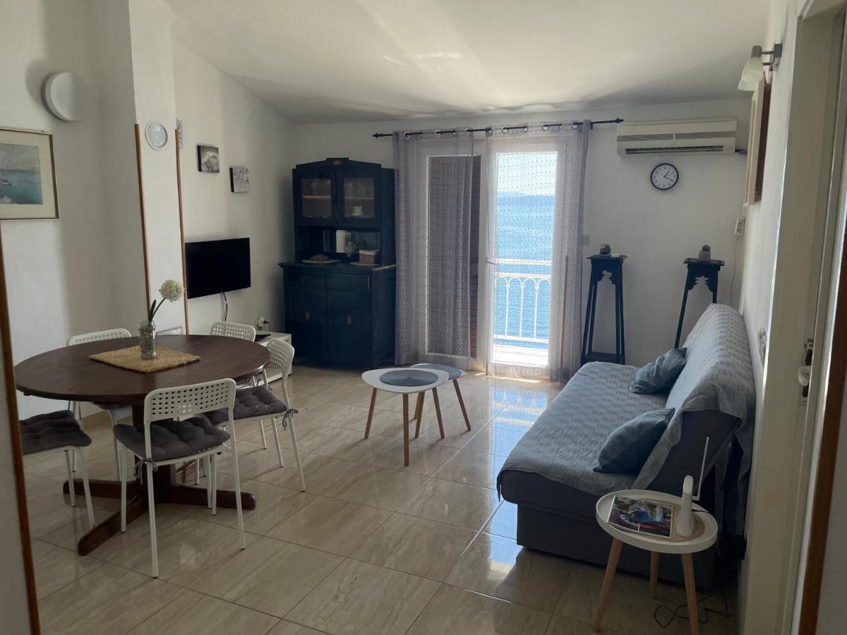 Apartman Gabrijel ポドゥゴラ エクステリア 写真